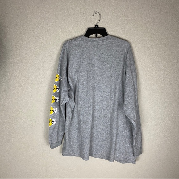 Los Angeles Lakers Reebok Vintage Long Sleeve Logo - Picture 4 of 6